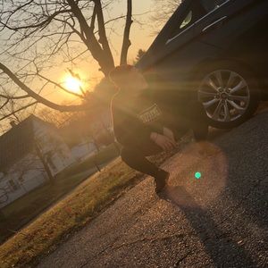 Meet your Posher, Garrett